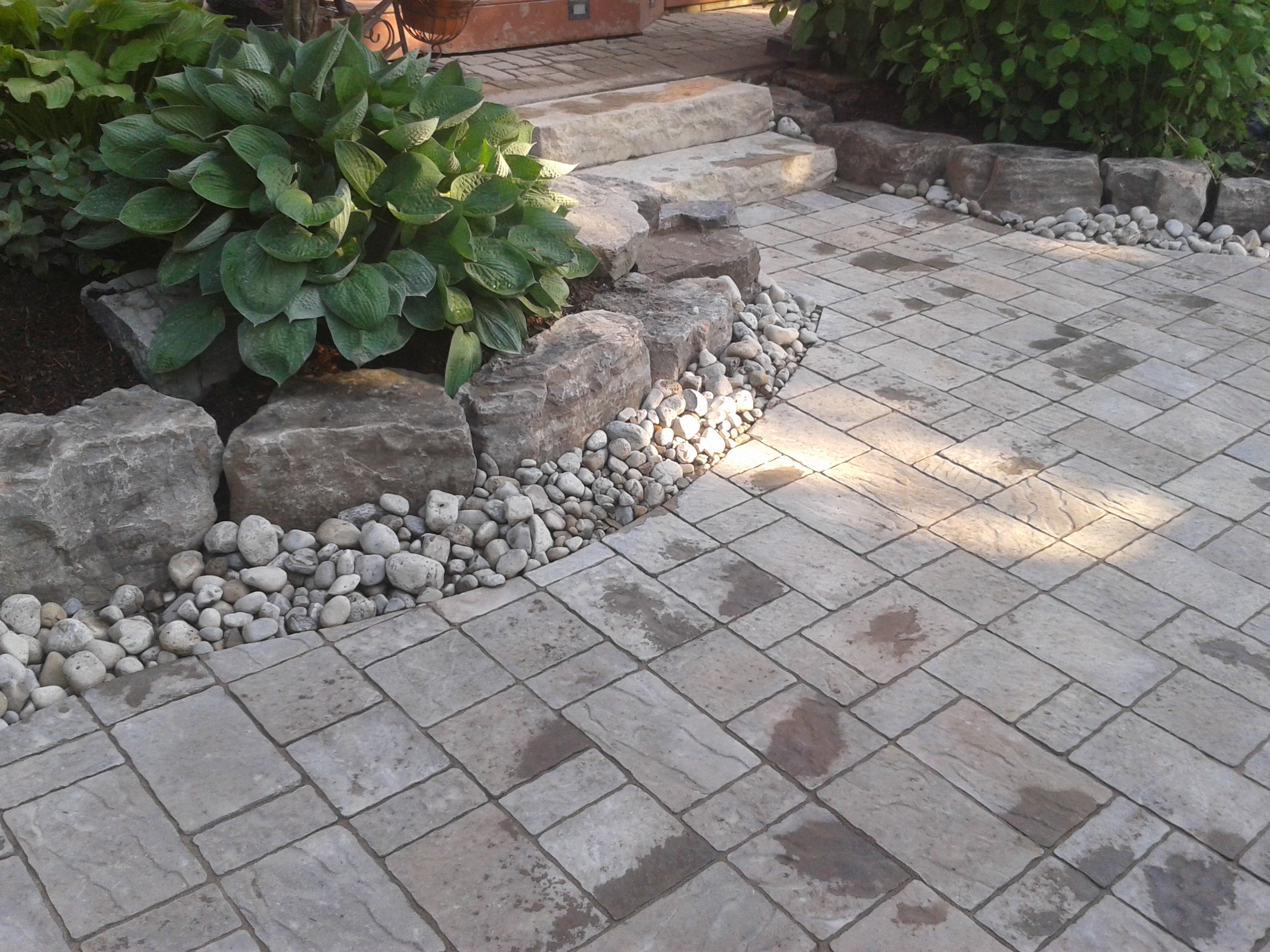 J MAR Landscaping. craftsmanship like no other