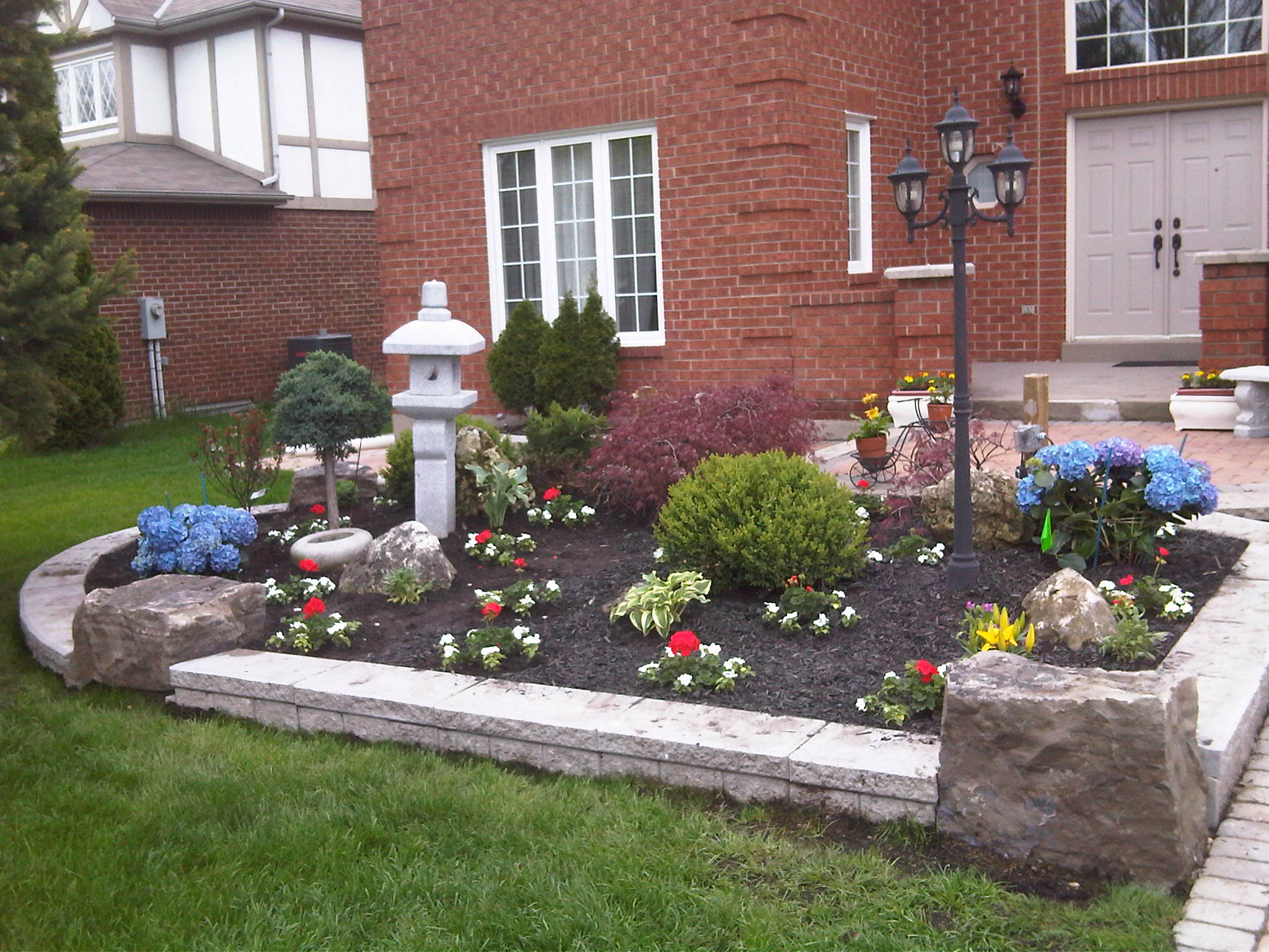 Yellay Landscaping