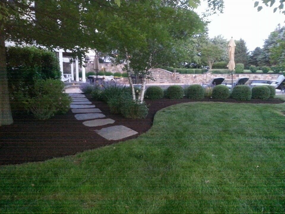 Professional Landscaper To Help With Your Fall Landscaping Needs in Leesburg