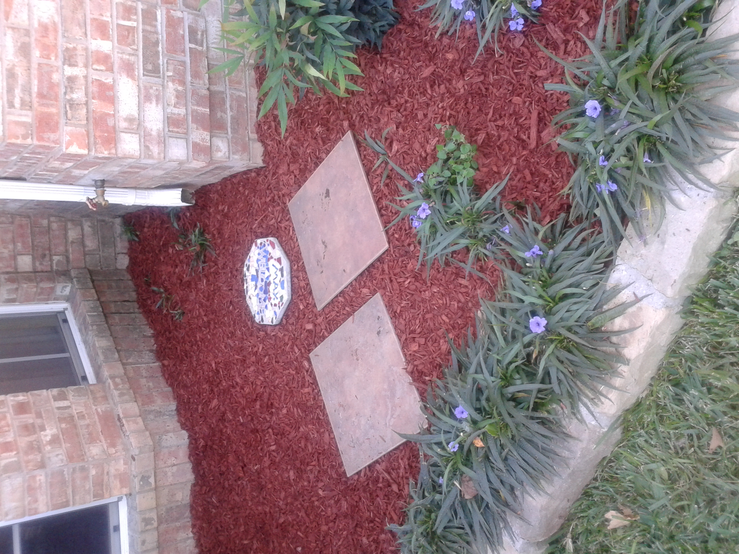 Full service lawn care and landscaping company open year round