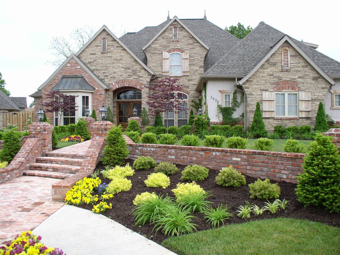 Lawn Maintnence and Roofing Repair/Winter Snow Removal