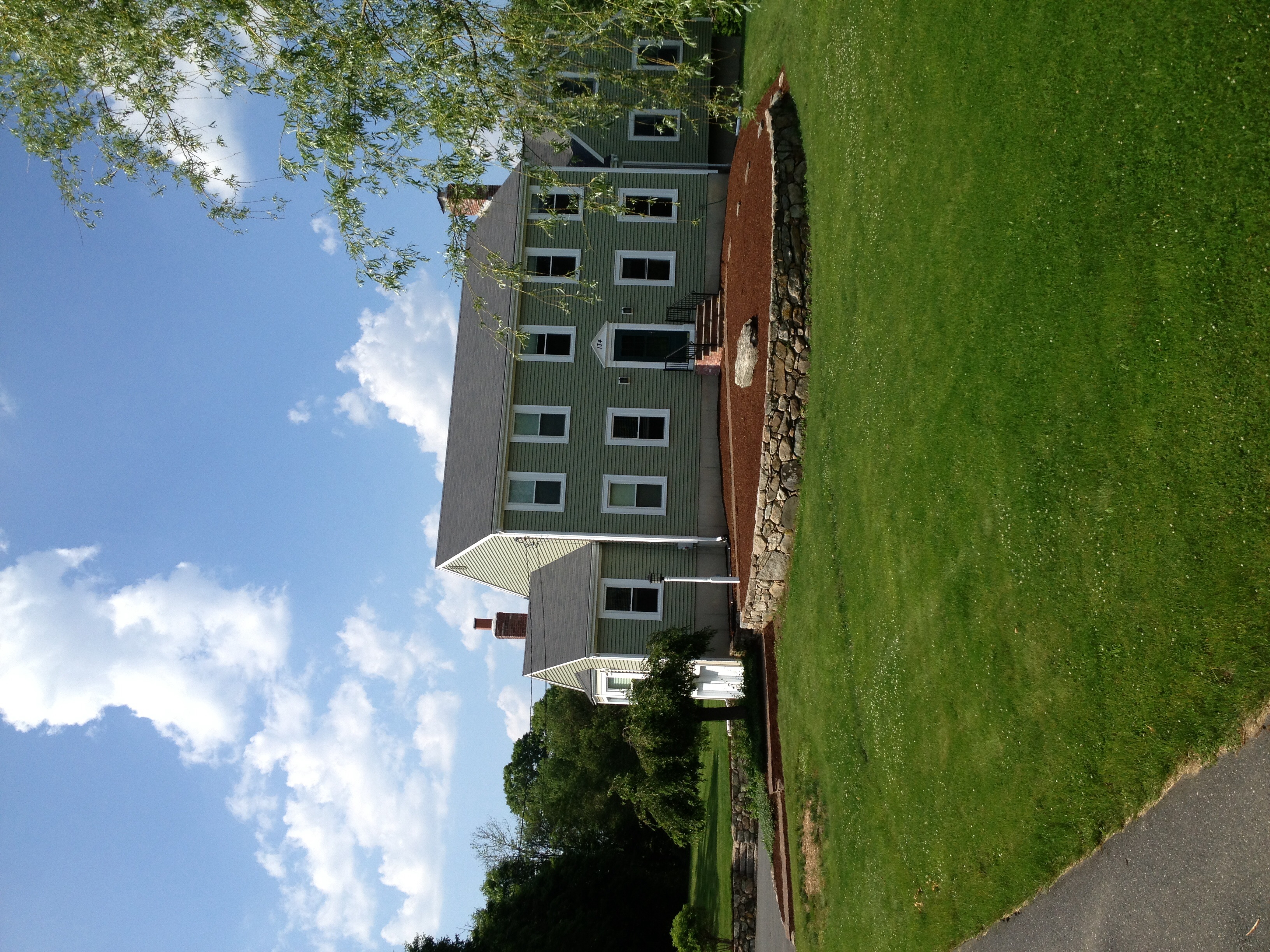 T'S Lawn Care & Stump Grinding