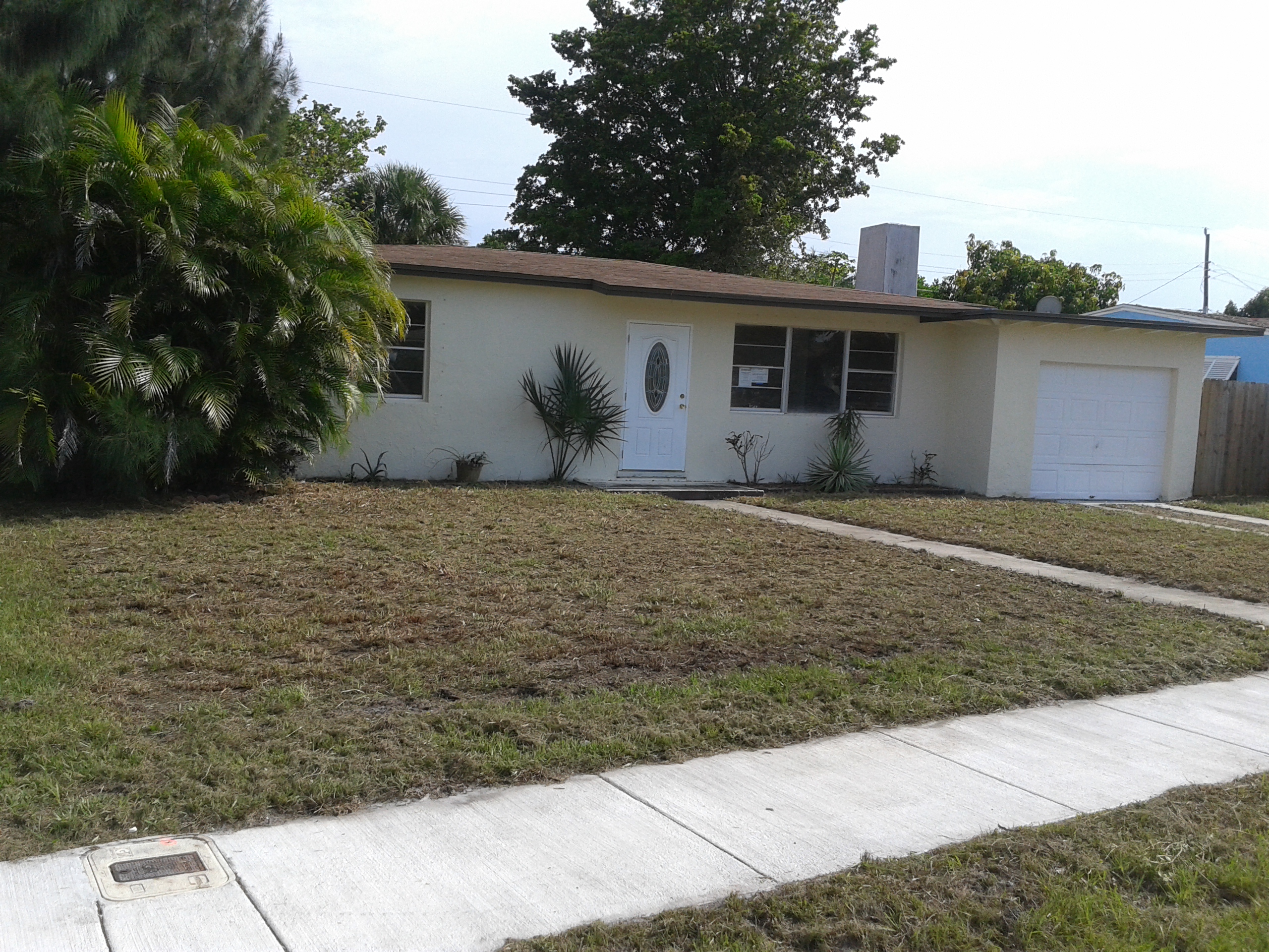 Jam L.O.X Landscaping, Professional landscapers for a professional view.