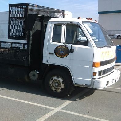 1999 Isuzu Landscaper Diesel truck for SALE, $4,000 or best offer. Clean inside and out. Drives Great! Available now !