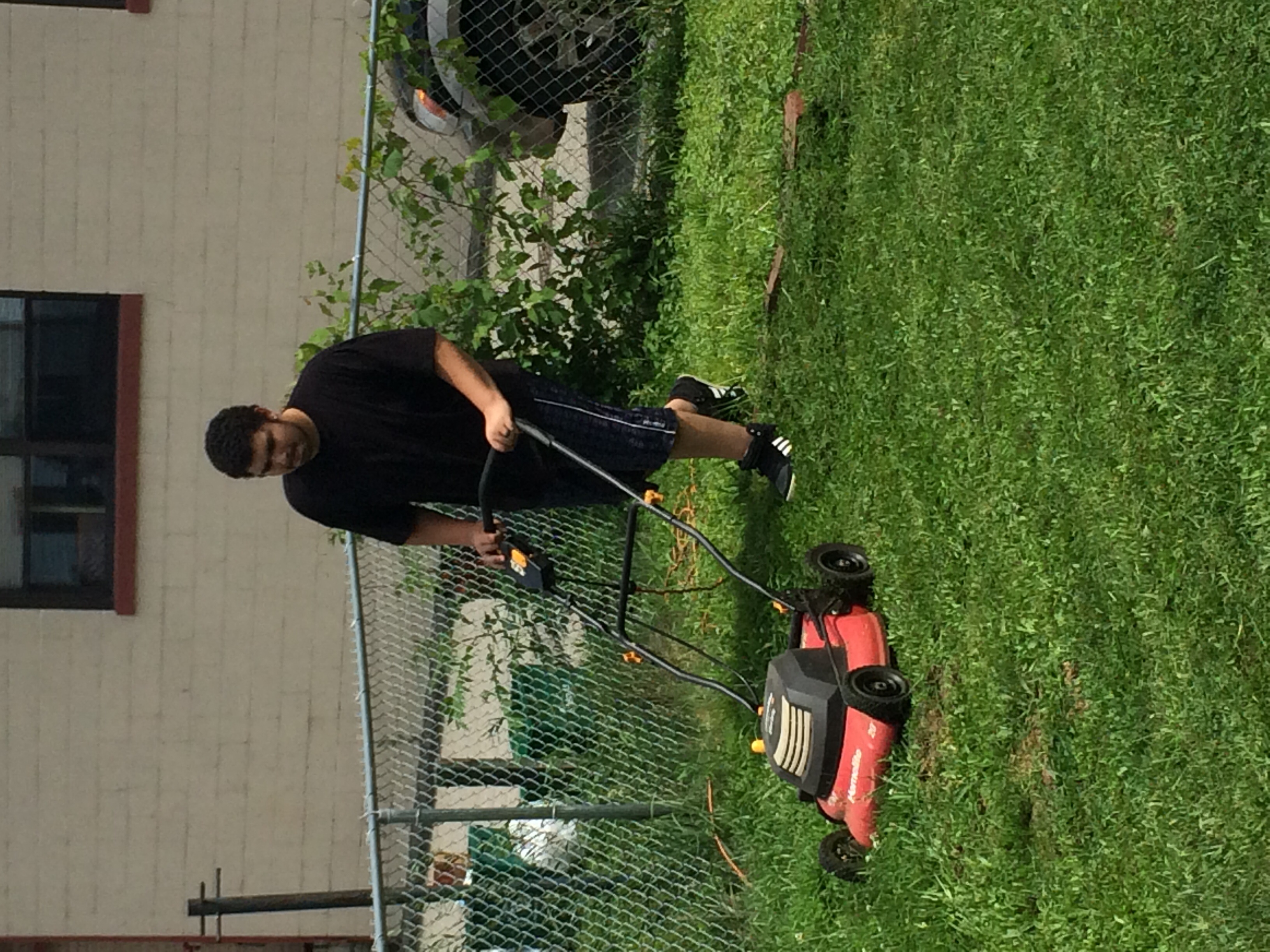 Reliable Landscaper
